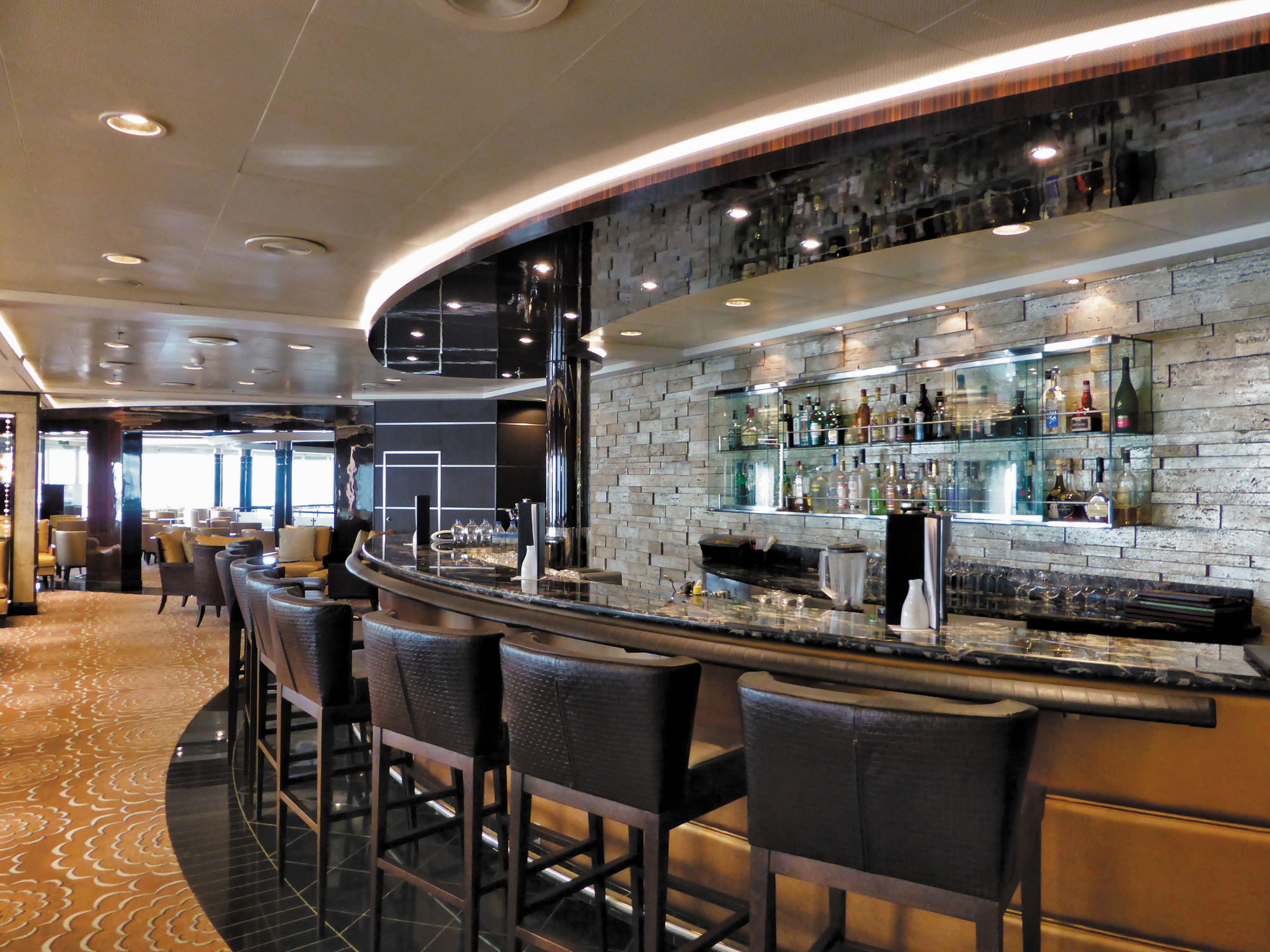 MyCruise Regent-Seven-Seas-Cruises Seven-Seas-Voyager Offentlige-arealer Barer-lounger-atrium9
